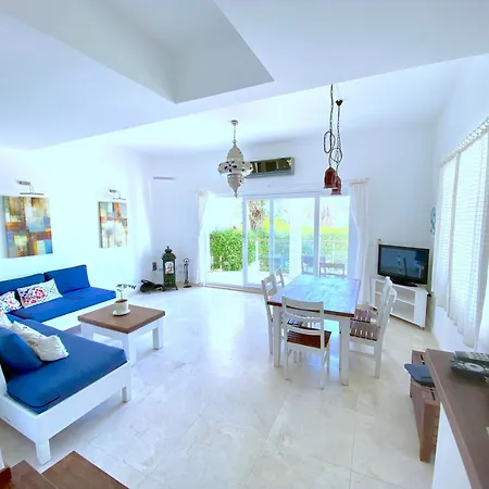 Akdenizvillas וילה קס